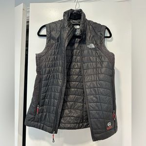 The North Face Summit Series Puffer Vest Womens S Black Full Zip Hiking Outdoor